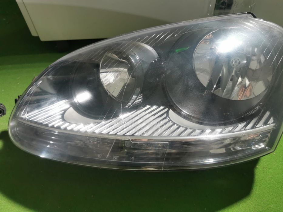 Faruri VW Golf 5