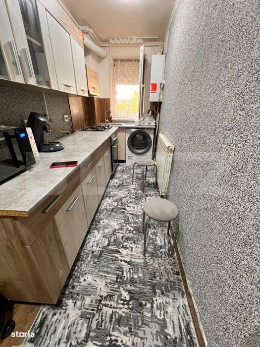 Apartament cu 2 camere de vanzare – Hunedoara,parter