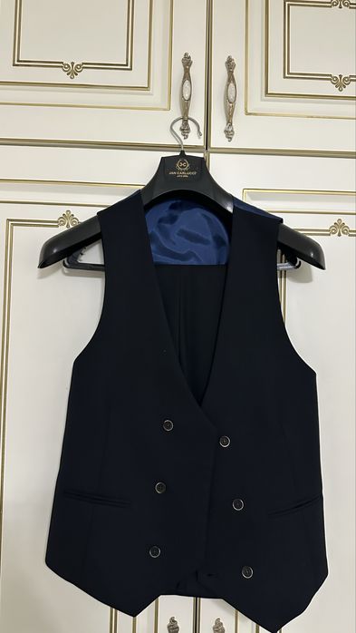 Мужской костюм тройка