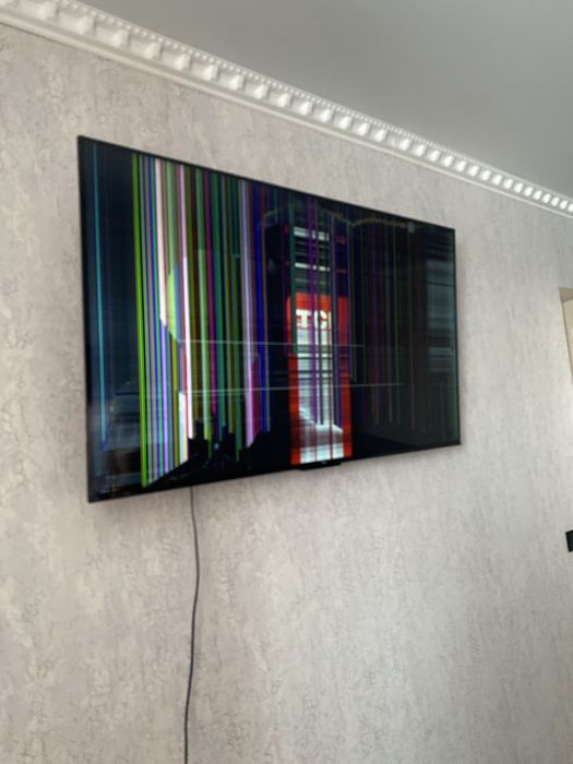 Продам телевизор на запчасть