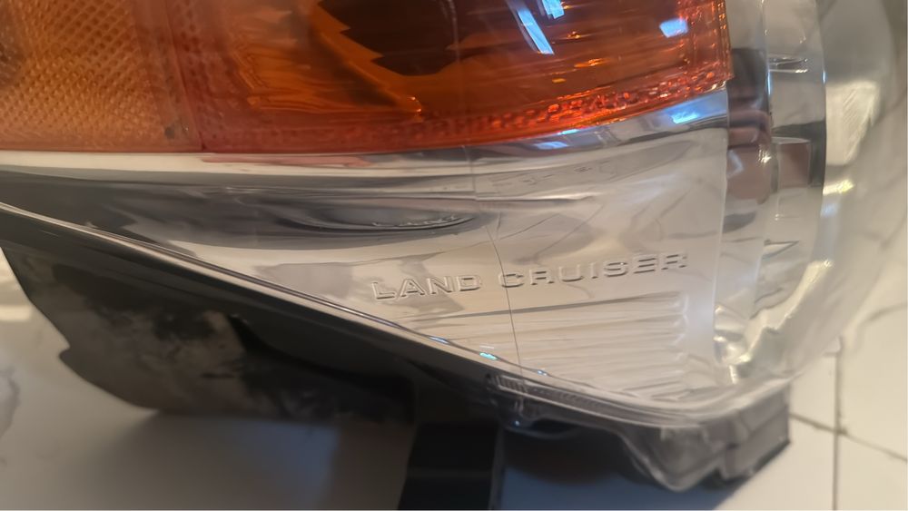 Фара правая оригинал