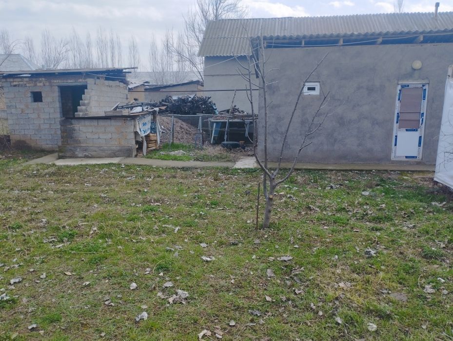 Уй сотилади 1хонали 10 сотх