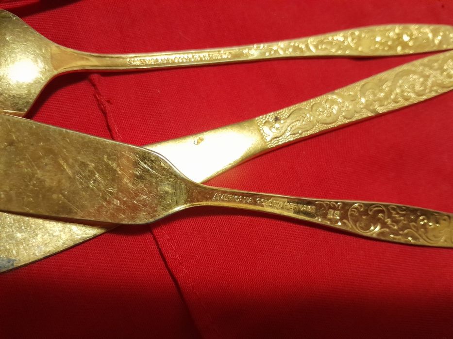 Tacâmuri vintage stare bună