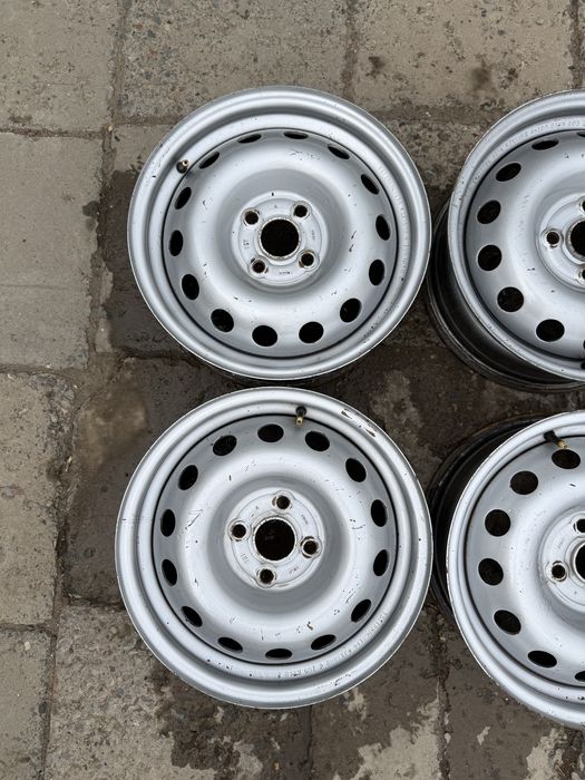 Диски R15 в отличном состоянии
