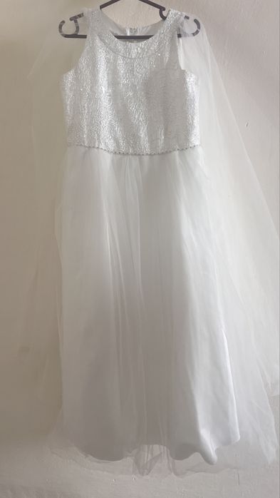 Платье на девочку