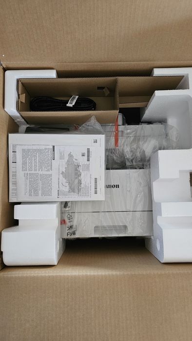 Imprimanta multifunctionala duplex  Canon MF443dw