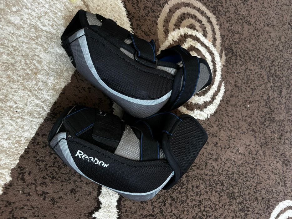 Продам комплект хоккейной формы