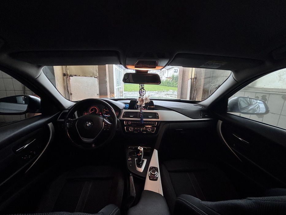 BMW Seria 3 F30 2016