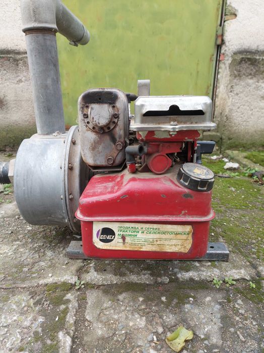 бензинова помпа за вода