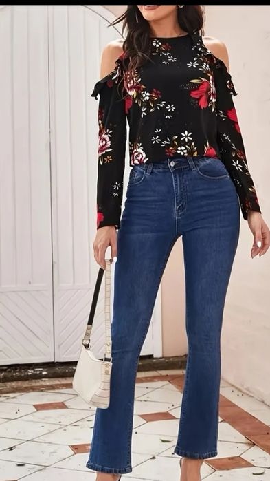 Дамска  блуза С размер.