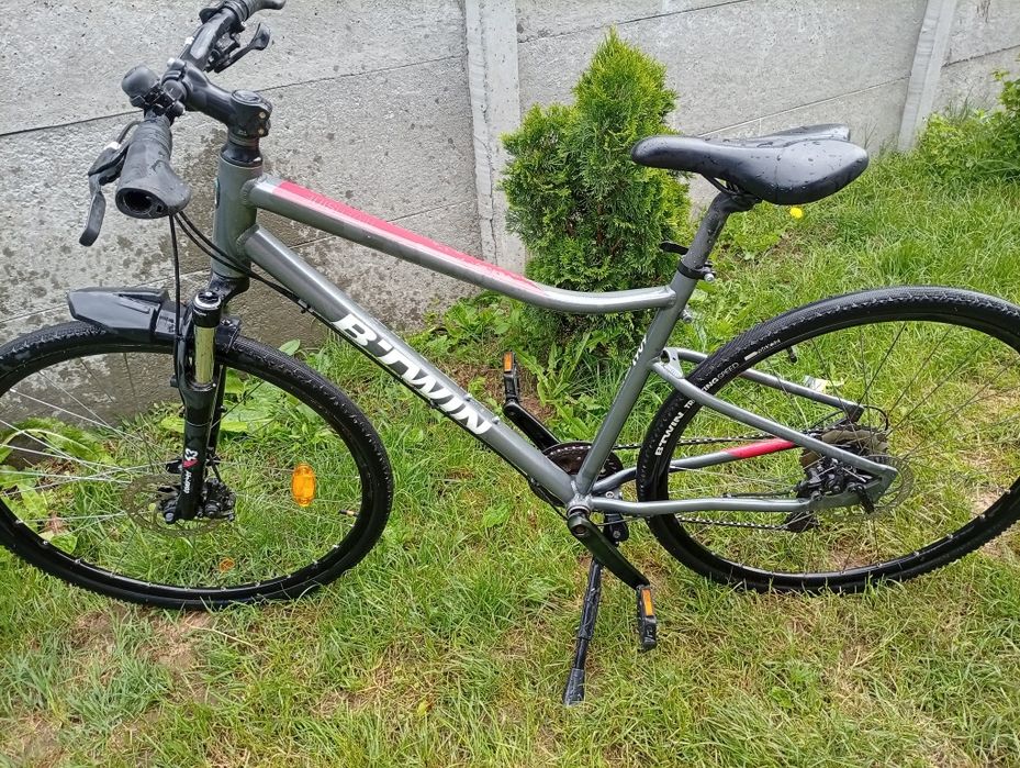 Bicicleta btwin  ca noua