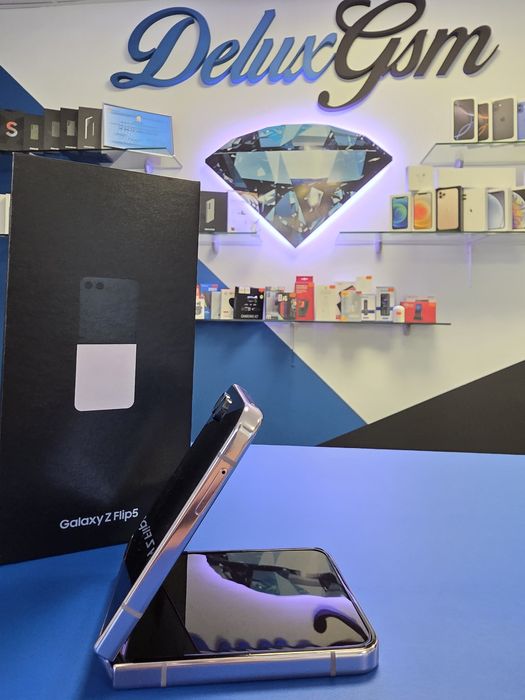 Samsung Z Flip 5 / Lavender / 512 GB / DeluxGSM