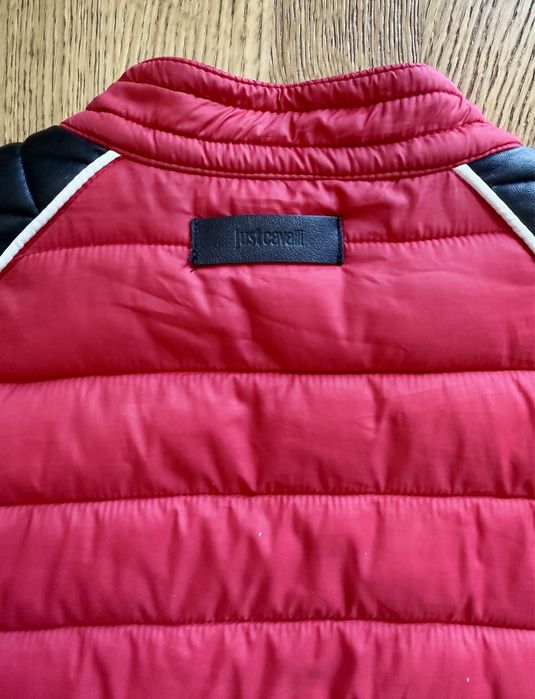 Just Cavalli пухено яке 100% оригинал !!!Размер 48(м)