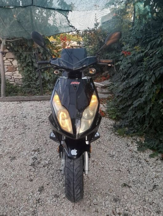 Скутер 50куб Ride Omen 2012г