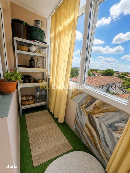 De vânzare apartament 3 camere Arinului