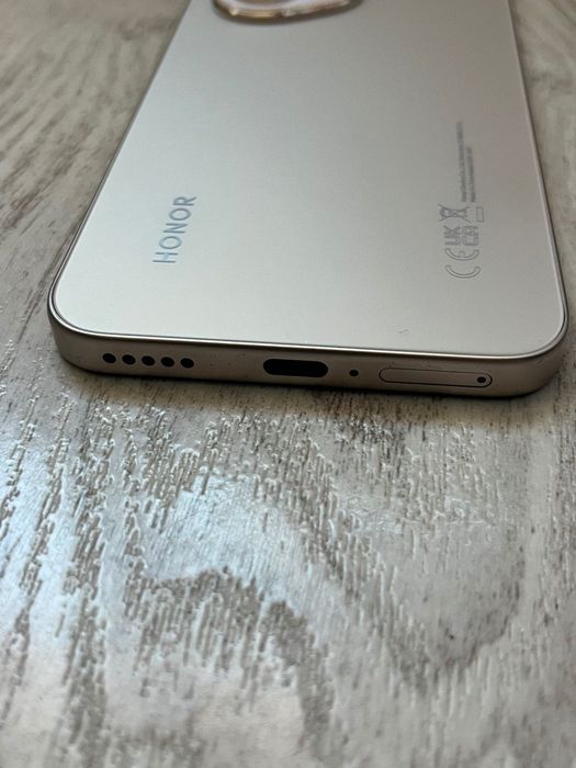 Honor 400 цвят - златист, 512 GB, Гаранция