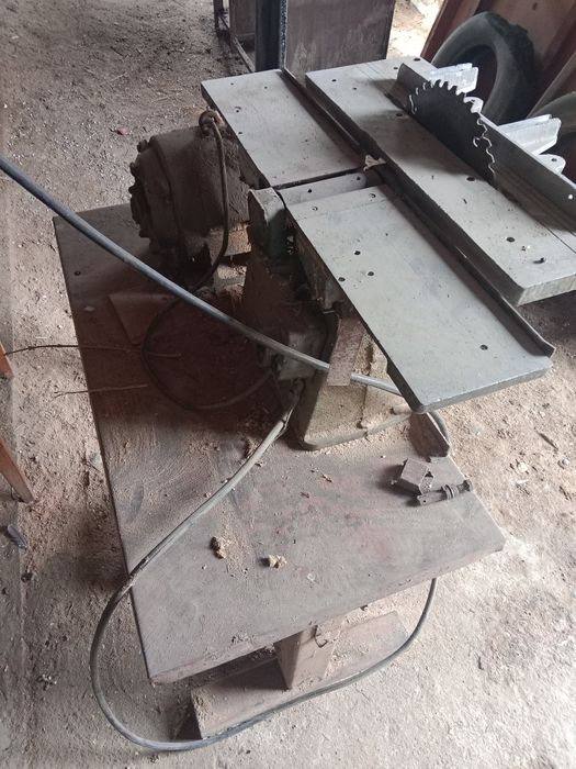 Станок циркулярный