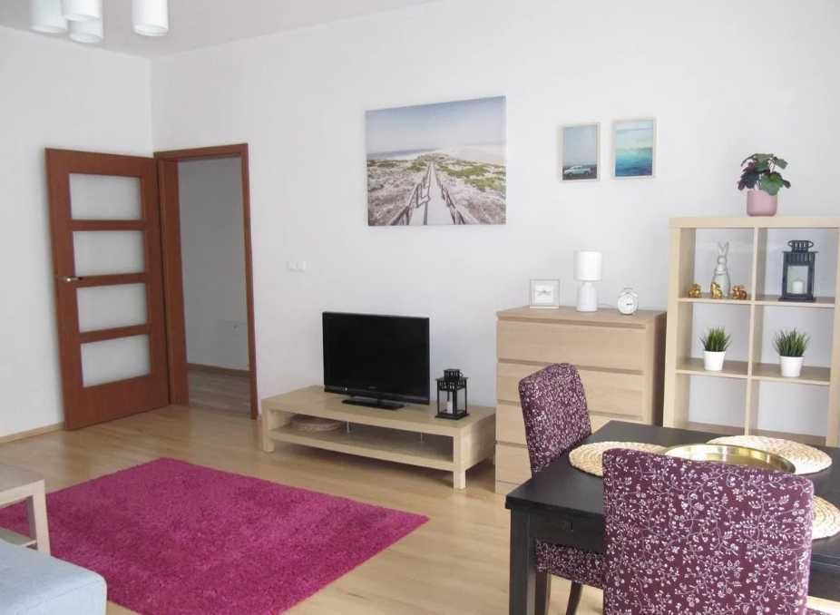 Дава се под наем Тристаен апартамент в Пловдив, Център - 90 кв.м за 331.5 € - Снимка #1