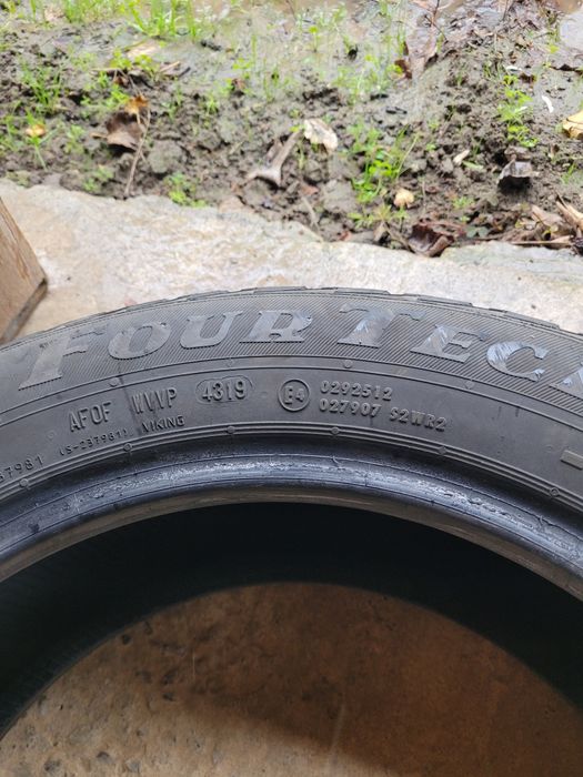 Vand  4 cauciucuri 200/55/16