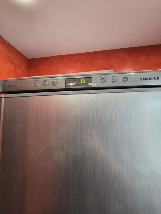 Хладилник Самсунг