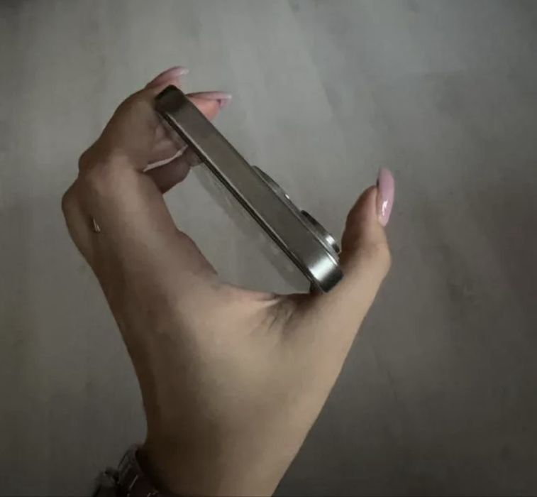 Айфон 15 Pro max на 256 гб