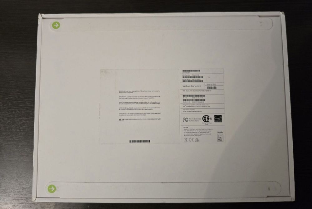 MacBook Pro 14 M3PRO 18/1TB новый