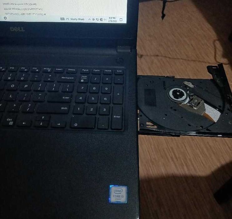 Laptop Dell Inspiron 15 3567 stare foarte buna