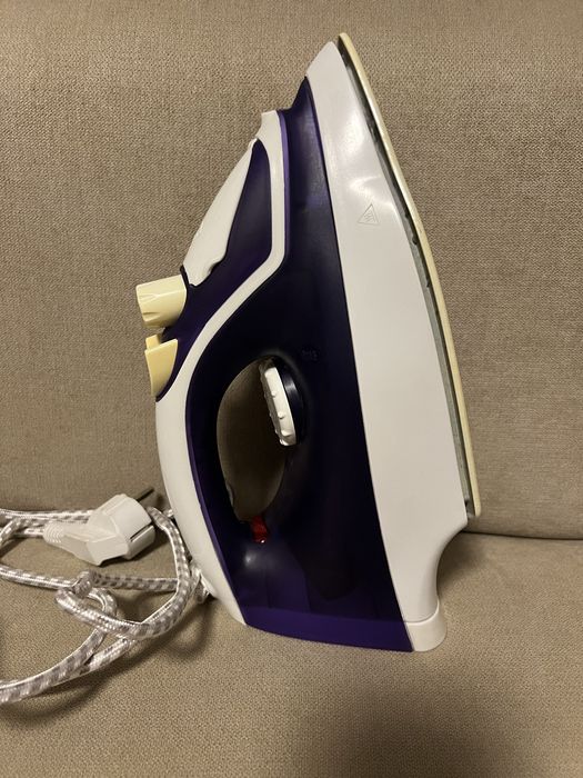 Fier de călcat 2200W