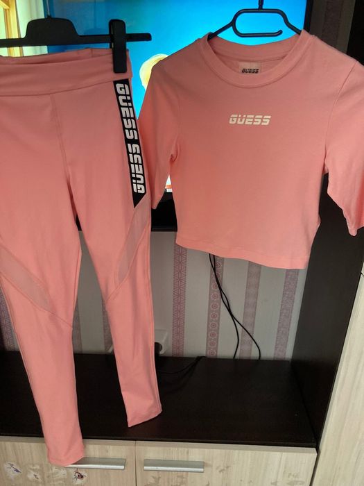 Спортен екип  GUESS