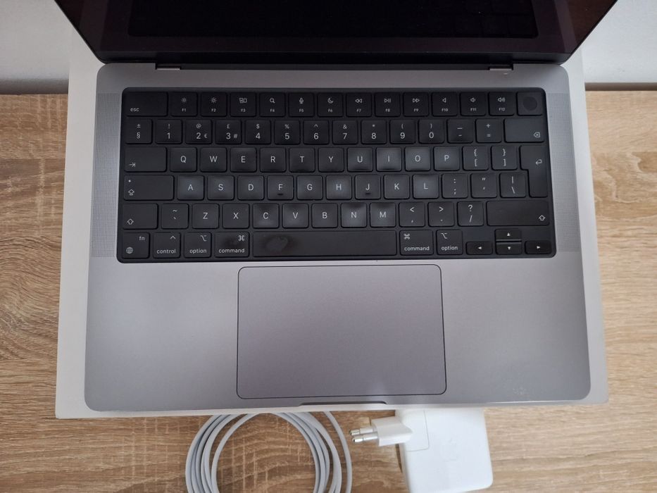 MacBook Pro 14" M1 Pro 32GB, 512GB, 10C CPU / 16C GPU