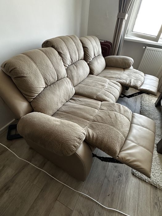 Canapea 3 locuri,2 reclinere manuale