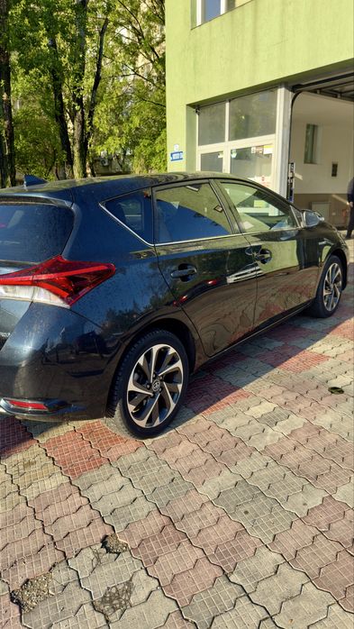 Toyota Auris 1.8 hybid an 2016  in garantie