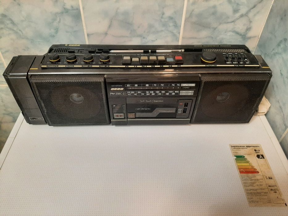 Магнитола Вега РМ 250С-2