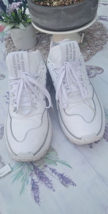 Adidas original 38 бели