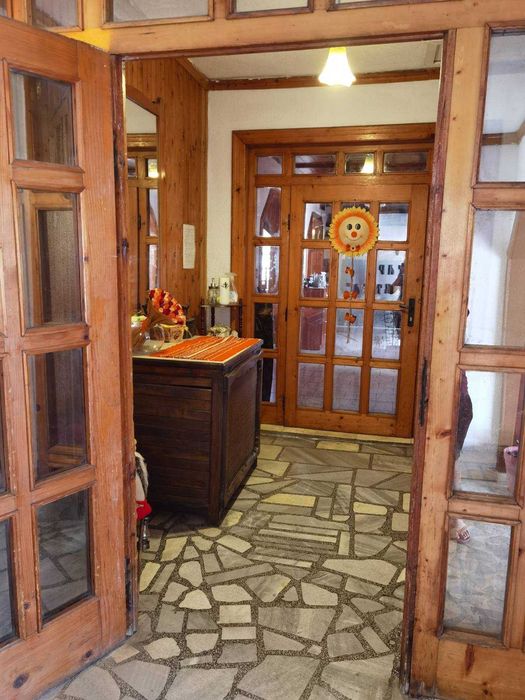 Продава се Заведение в Тервел - 1100 кв.м за 79 €/кв.м - Снимка #2