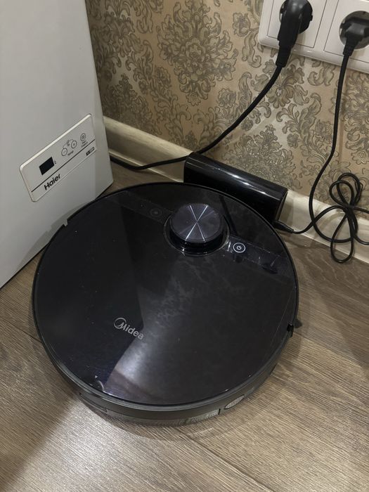 Продам робот пылесос