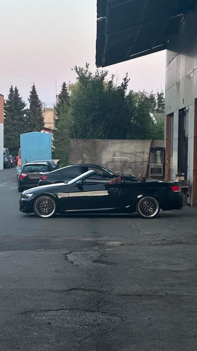 Vând jante 285/25Z R20 
stânga spate 2 fi