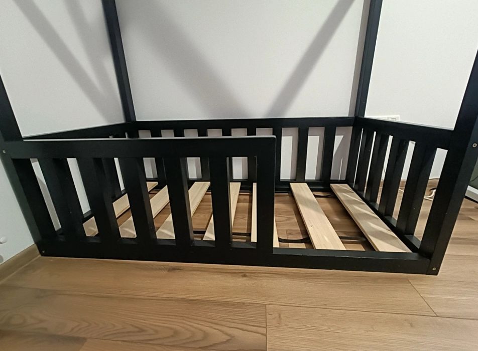 Vând pătuț Montessori