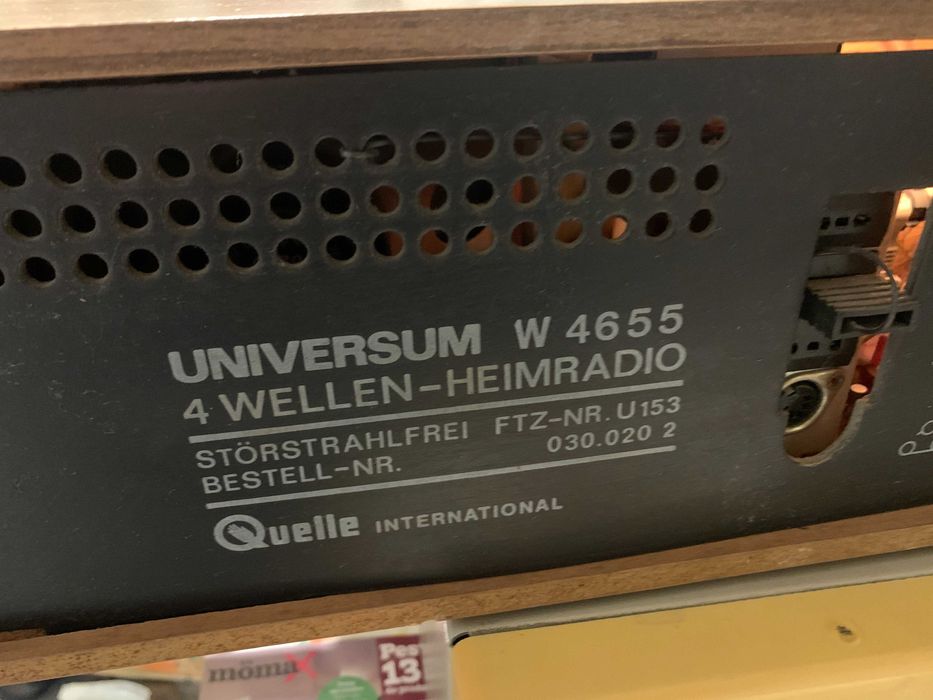radio vintage Universum W4665