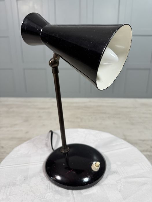 Винтидж настолна метална лампа Р399