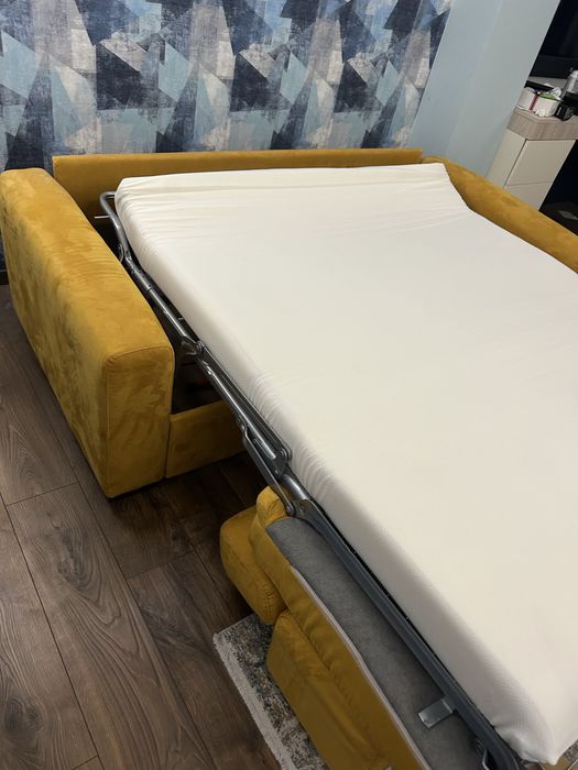 Марков диван/ канапе/ италиански