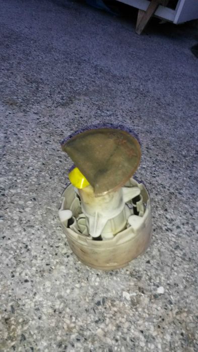 Бензинова помпа за пасат Б4 101к.с 1996Г