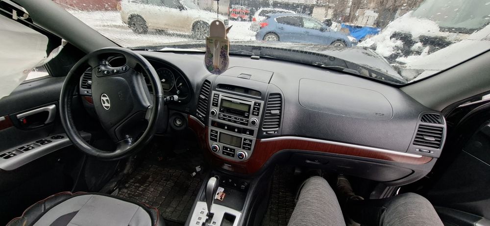 Dezmembrez Hyundai Santa Fe 2.2D 2007 D4EB