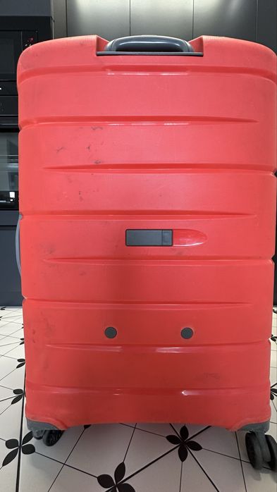 чемодан большой Италия