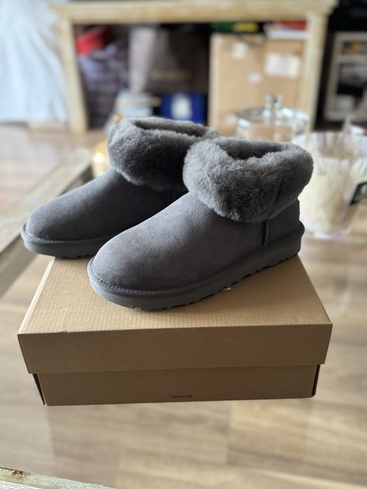 Продавам боти UGG/ 36 размер