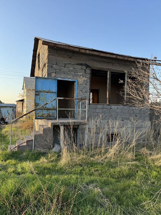 6соток майдонли дача сотилади