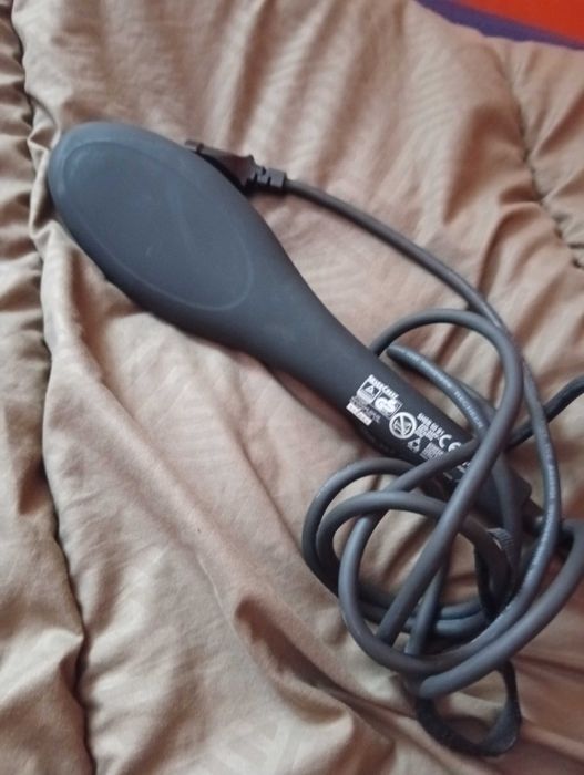 Ел.четка за коса нова