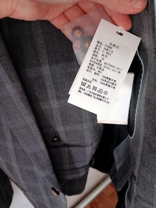 Продам костюм 2-ка