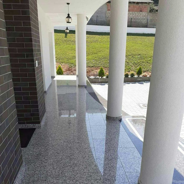 Granit Crystal Grey lucios -SUPER PROMOTIE