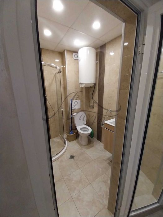 Дава се под наем Тристаен апартамент в Шумен, Пазара - 70 кв.м за 306 € - Снимка #10